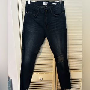 dark blue jeans used.